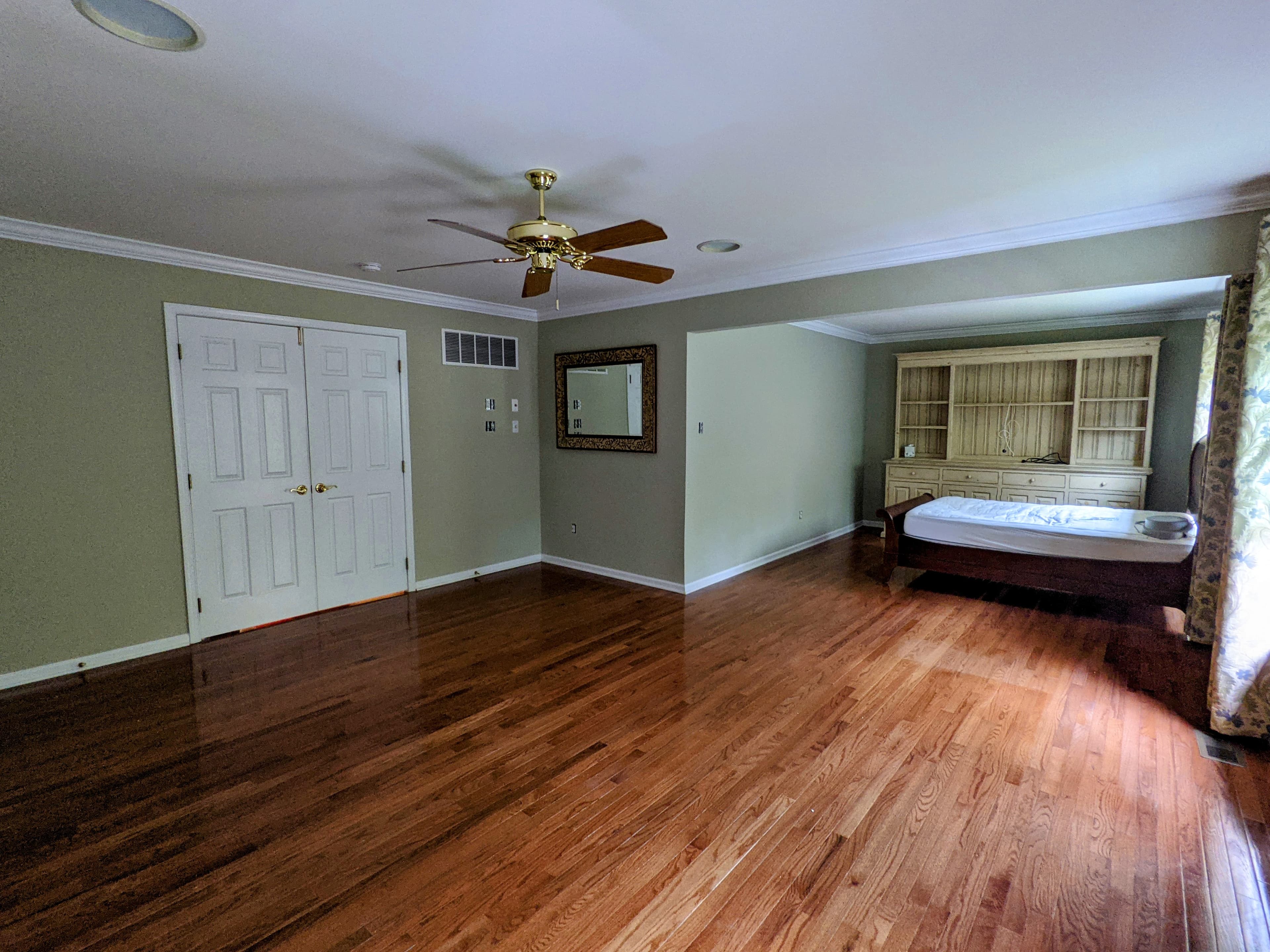Bedroom professionally deep cleaned for home sale in Buda TX