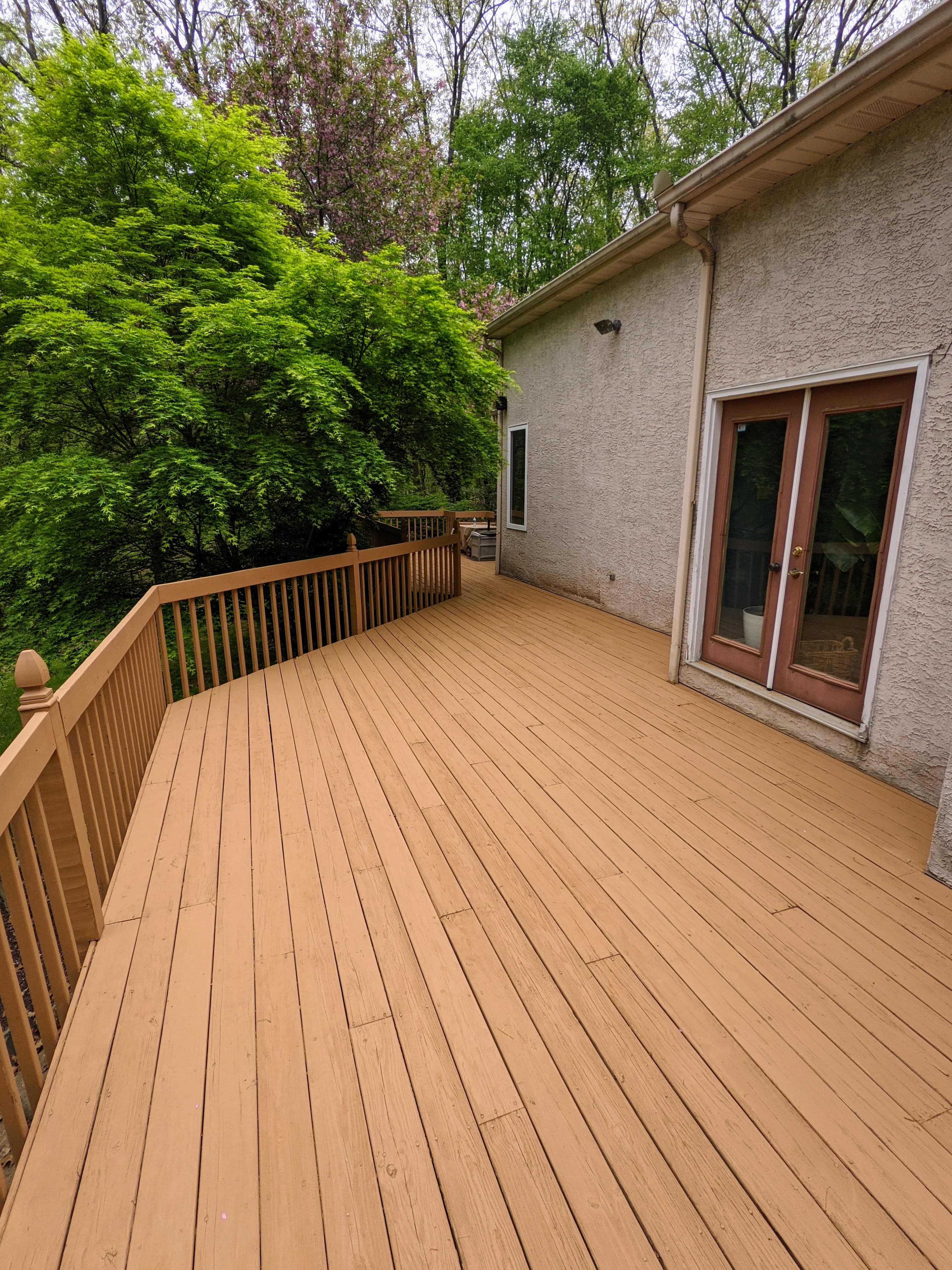 Deck punch-list repair and touch-up completed in Lakeway TX