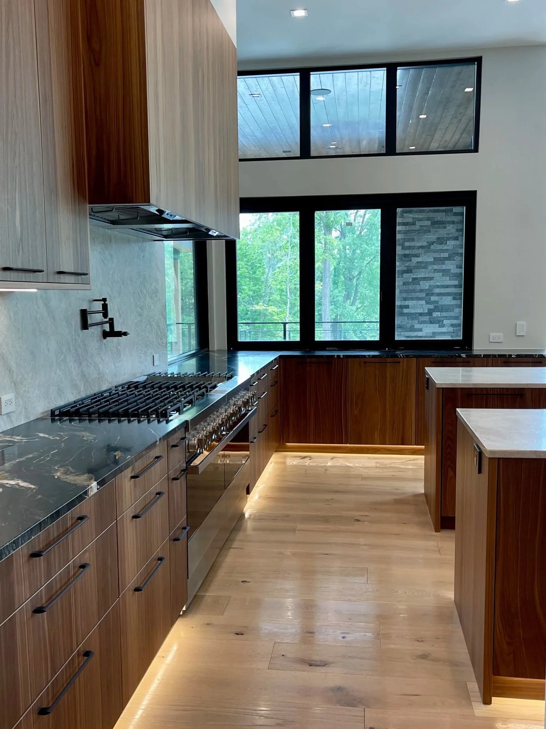 Walnut kitchen deep cleaned and listing-ready in West Lake Hills TX
